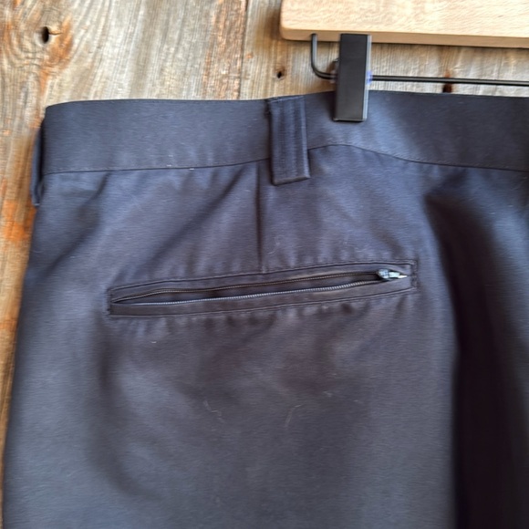 Men’s Roundtree & Yorke Easy Care Shorts, Size 48 - Picture 5 of 6